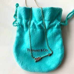 Tiffany & Co. Arrow Pendant Necklace by Paloma Picasso. Sterling Silver.